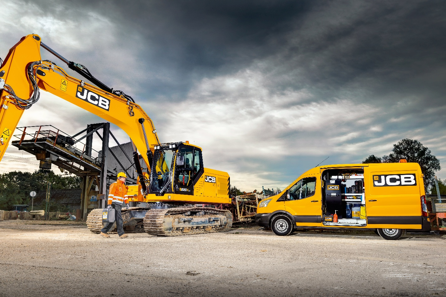 LMS Team heavy equipment